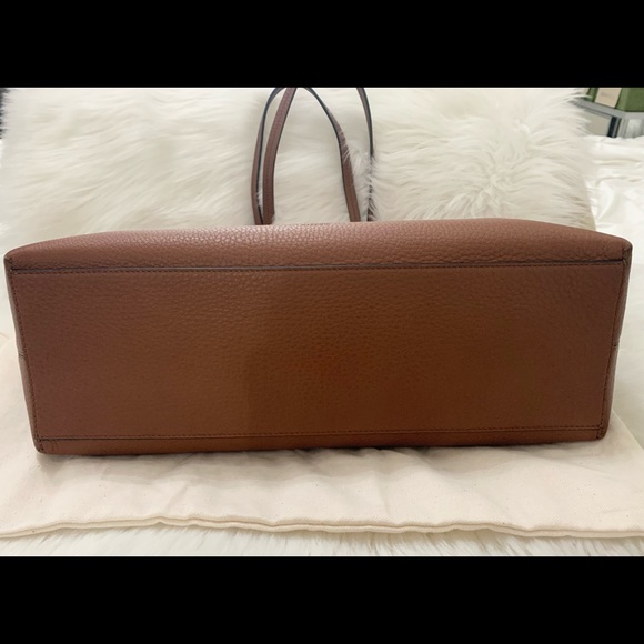 Valentino Vitello Rockstud Brown Tote - Picture 6 of 10